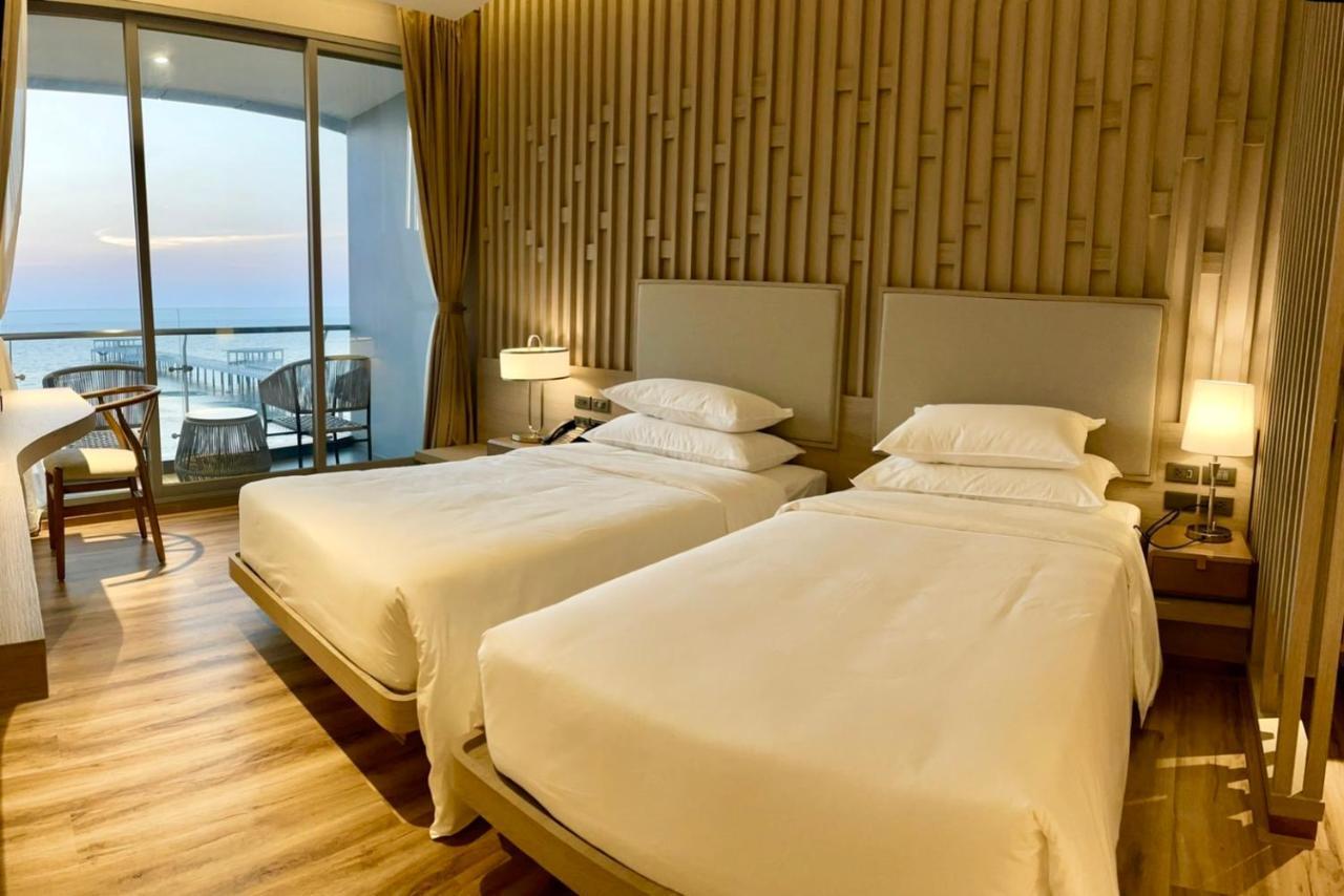 Symphony Of The Sea Hotel Bangsaen Εξωτερικό φωτογραφία