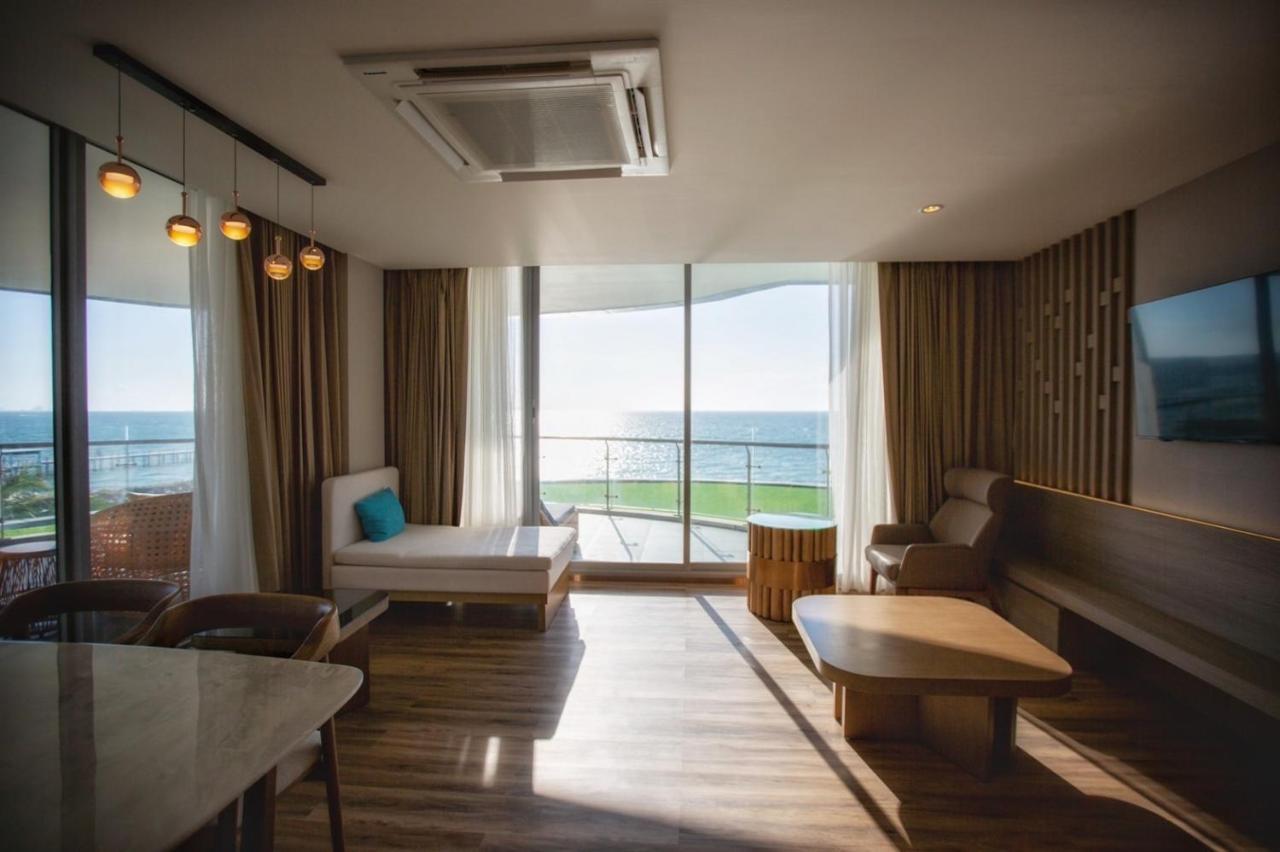Symphony Of The Sea Hotel Bangsaen Εξωτερικό φωτογραφία