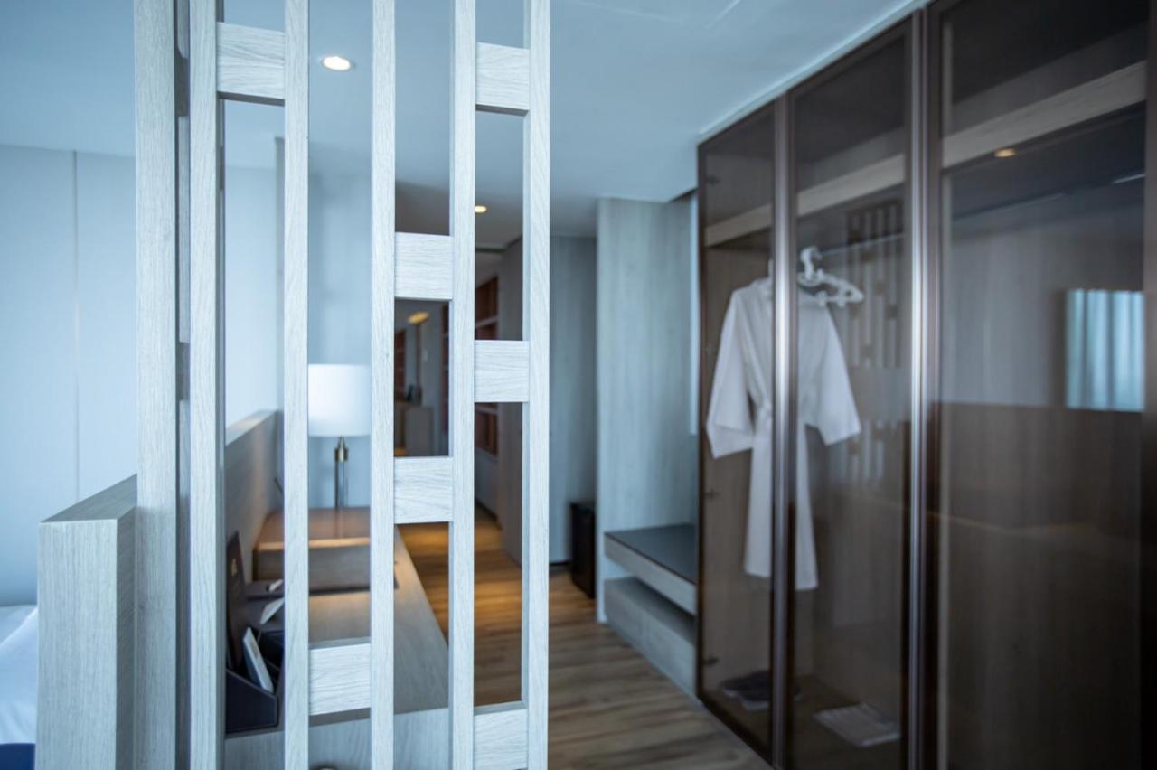 Symphony Of The Sea Hotel Bangsaen Εξωτερικό φωτογραφία