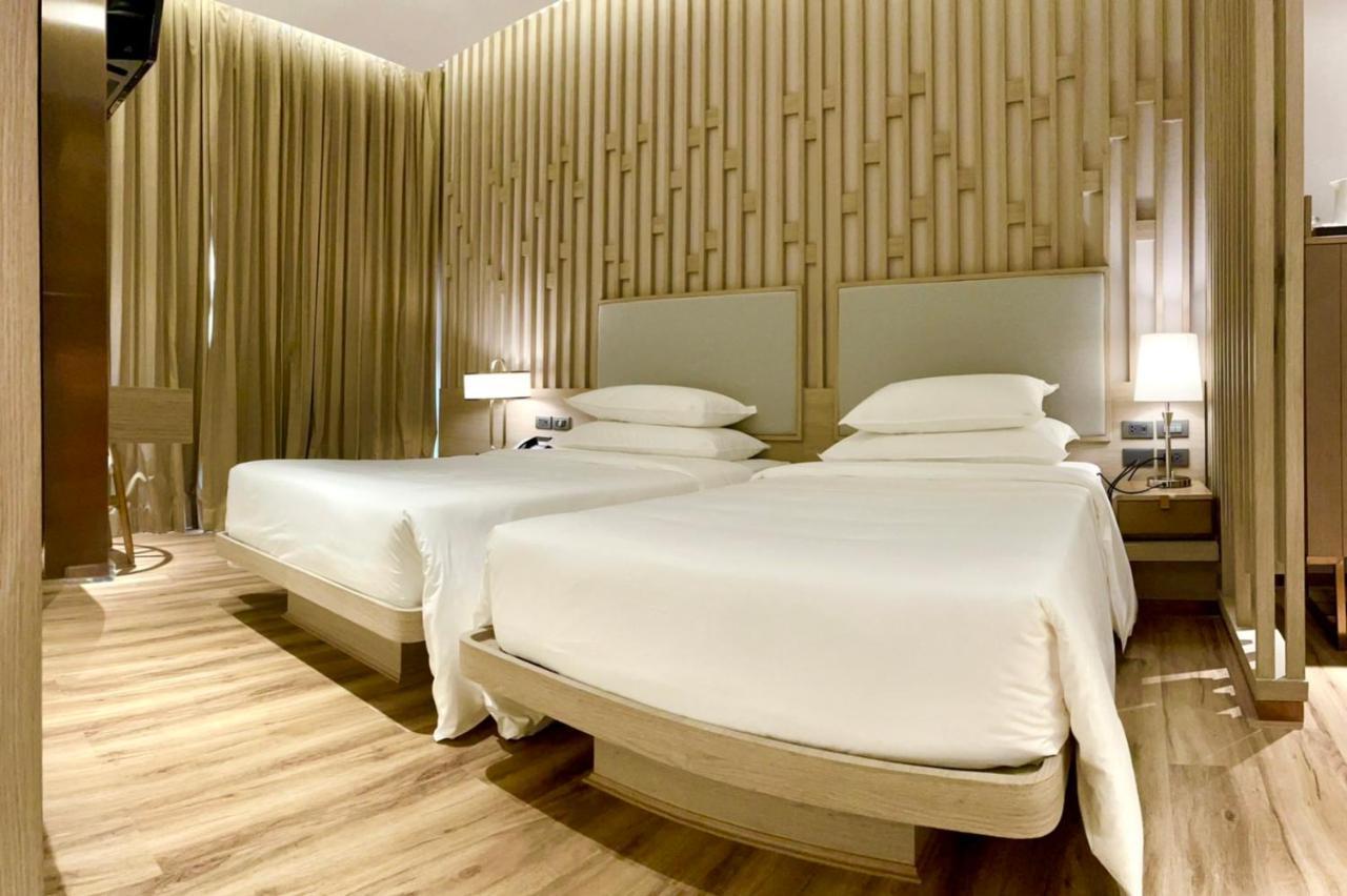 Symphony Of The Sea Hotel Bangsaen Εξωτερικό φωτογραφία