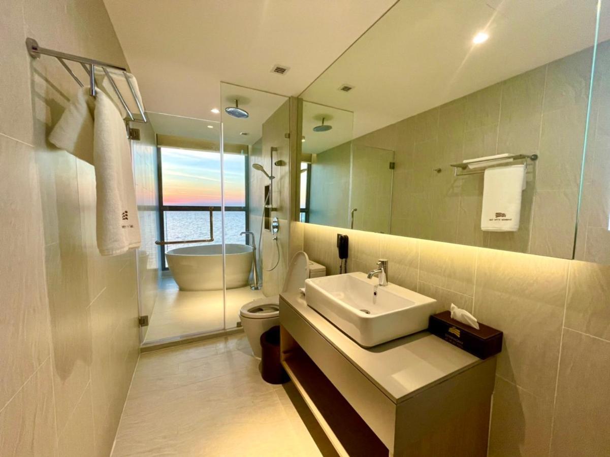 Symphony Of The Sea Hotel Bangsaen Εξωτερικό φωτογραφία