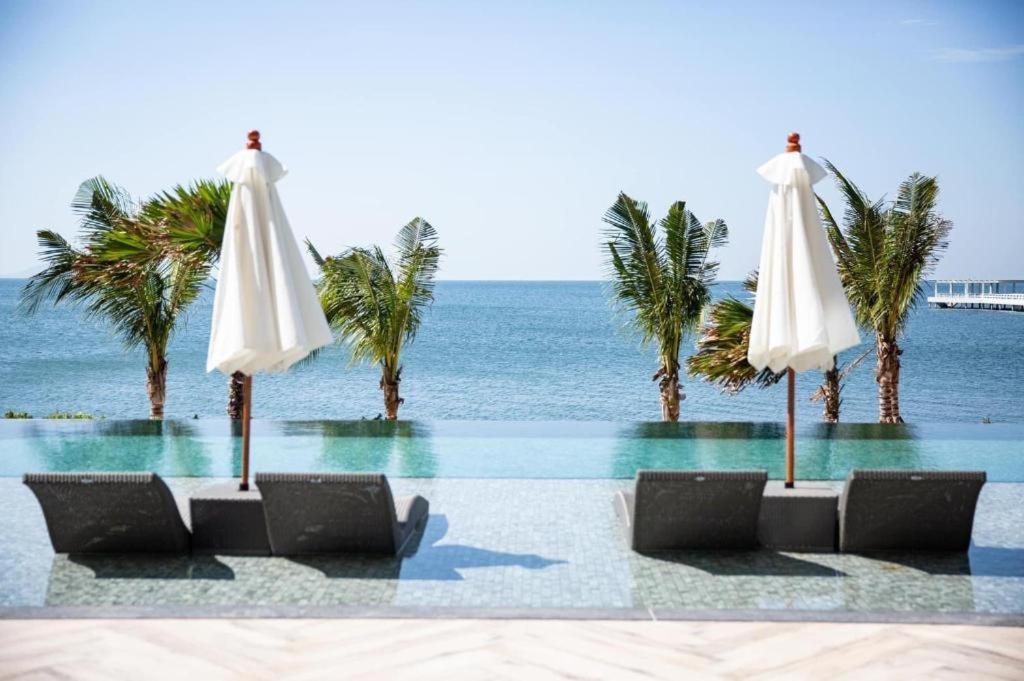 Symphony Of The Sea Hotel Bangsaen Εξωτερικό φωτογραφία