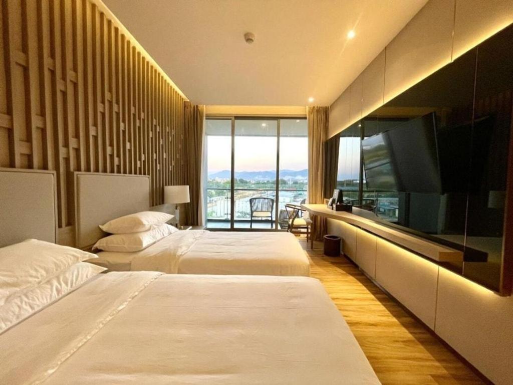 Symphony Of The Sea Hotel Bangsaen Εξωτερικό φωτογραφία